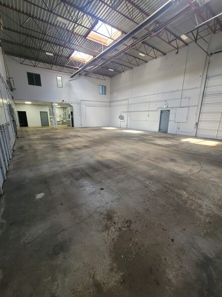 More Photos Of 17728 66 Av, Surrey Warehouse For Lease