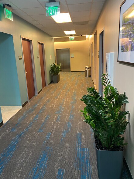 More Photos Of 17903 W Lake Houston Pky, Humble Medical For Lease