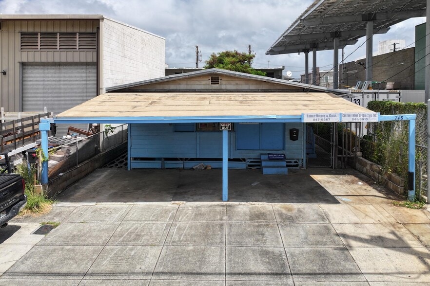 More Photos Of 748 Gulick Ave, Honolulu Office For Sale
