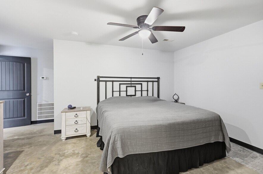 More Photos Of 25695 Mulberry Rd, Webb City Winery Vineyard For Sale