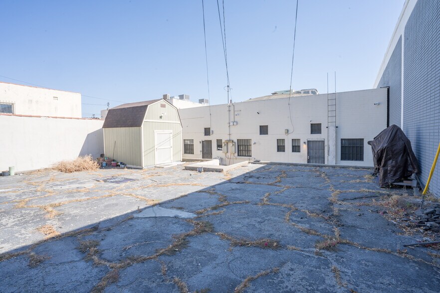 More Photos Of 623-625 W Las Tunas Dr, San Gabriel Storefront Retail Office For Sale