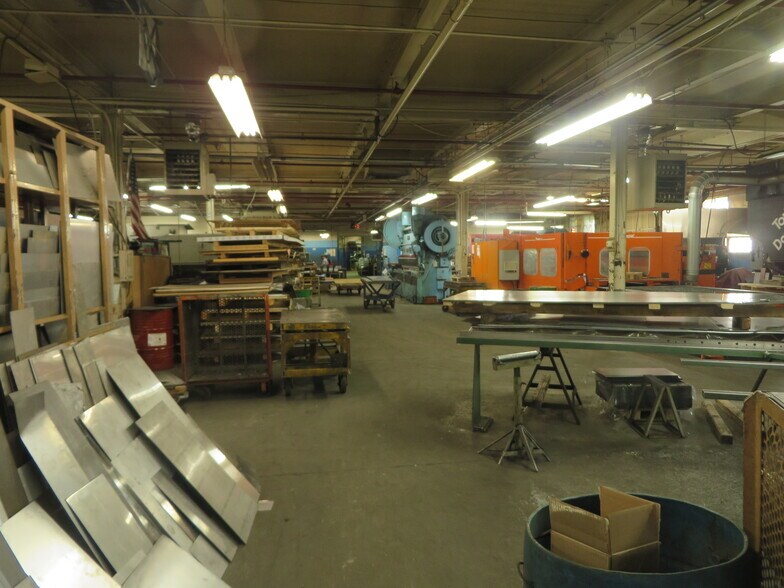 Primary Photo Of 1 Coan Pl, Metuchen Industrial For Lease