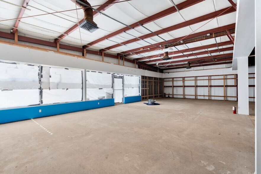 More Photos Of 1620 Cypress Dr, Jupiter Warehouse For Sale