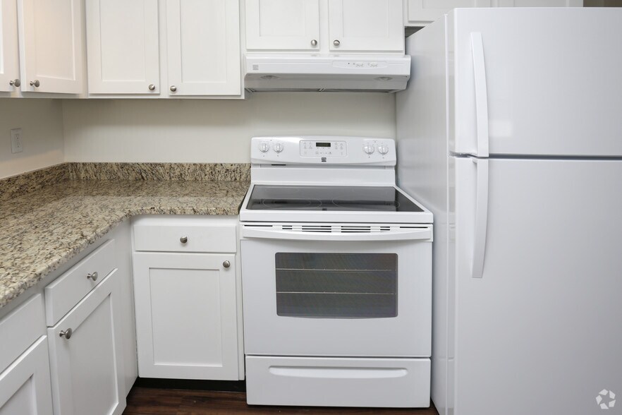 More Photos Of 30 Allen Ave, Asheville Apartments For Sale