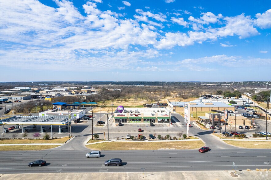 More Photos Of 7531 Bandera Rd, San Antonio Storefront For Sale