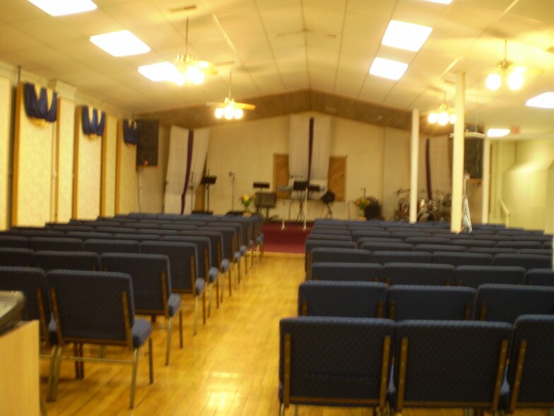 More Photos Of 702-704 Broad St, Central Falls Storefront Retail Residential For Sale