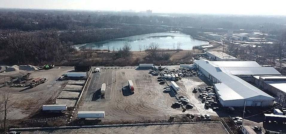 More Photos Of 804 Grant Ave, Joliet Warehouse For Lease