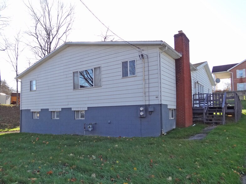 More Photos Of 93 Maple Ave, Morgantown Office For Sale