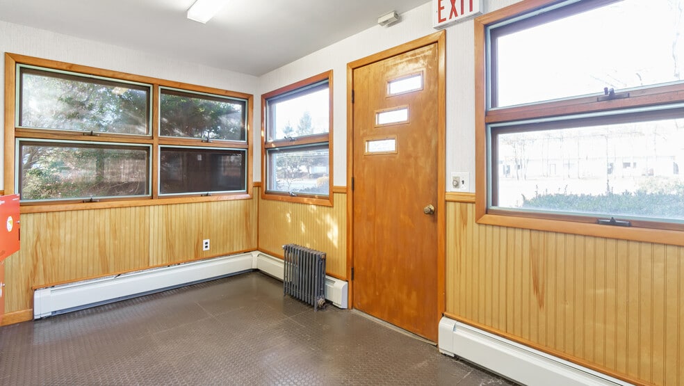 More Photos Of 26 Frowein Rd, Center Moriches Warehouse For Sale