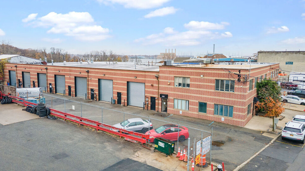 Primary Photo Of 166 Industrial Loop, Staten Island Warehouse For Lease