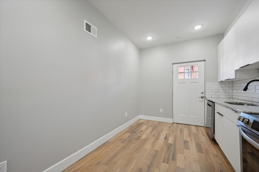 More Photos Of 5410 Delancey St, Philadelphia Apartments For Sale