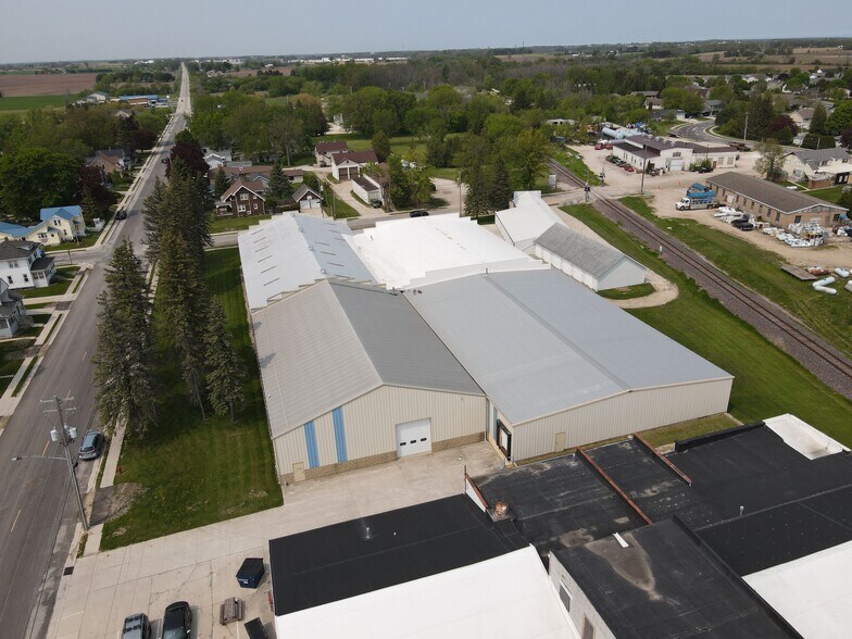 Primary Photo Of 217 N 10th St, Oostburg Warehouse For Lease