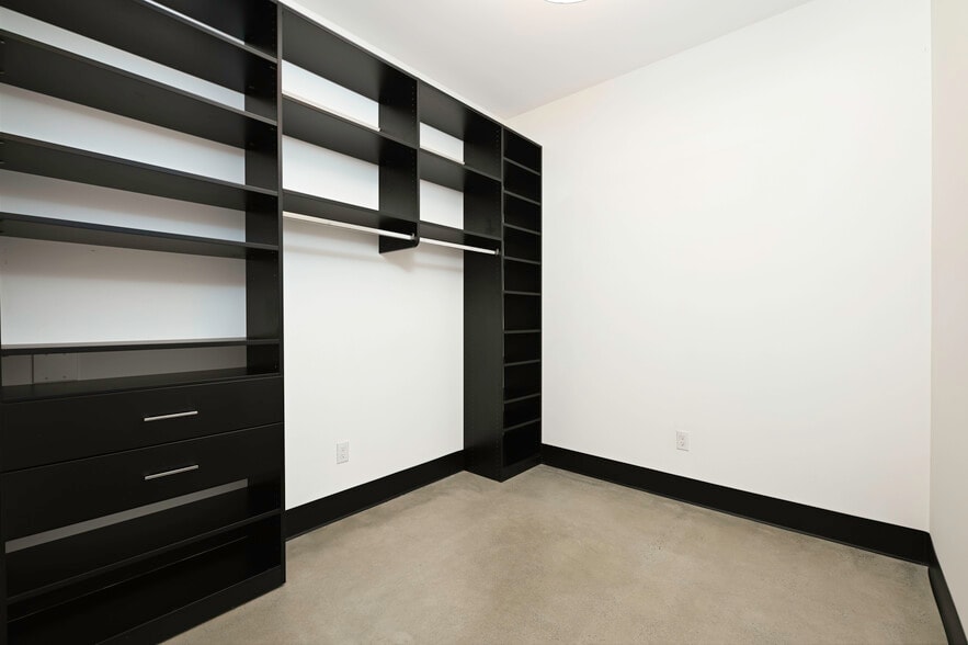 More Photos Of 13001 40th Ave S, Tukwila Specialty For Sale