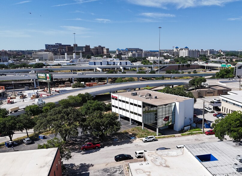 More Photos Of 1200 West Fwy, Fort Worth Office For Lease