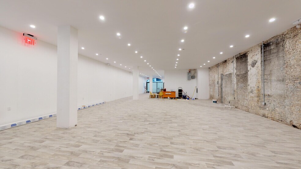 More Photos Of 862 Dekalb Ave, Brooklyn Apartments For Lease