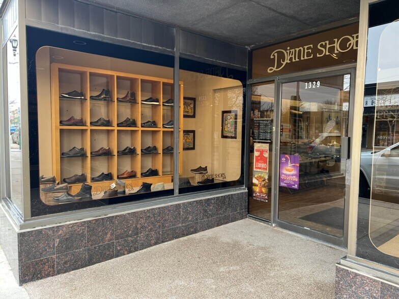 More Photos Of 1329 Ottawa St, Windsor General Retail For Sale