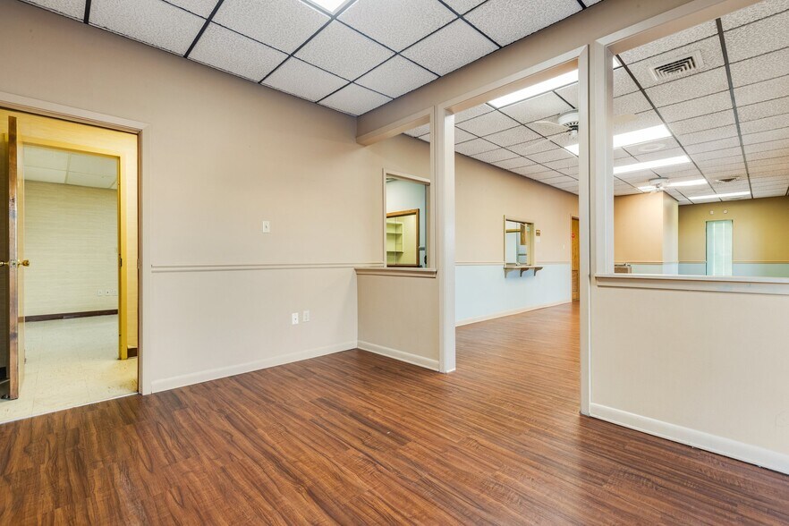 More Photos Of 1405 Braden St, Jacksonville Medical For Sale