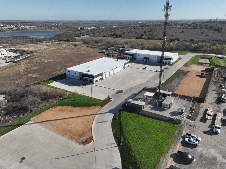 More Photos Of 1340 FM 2001, Buda Unknown For Lease