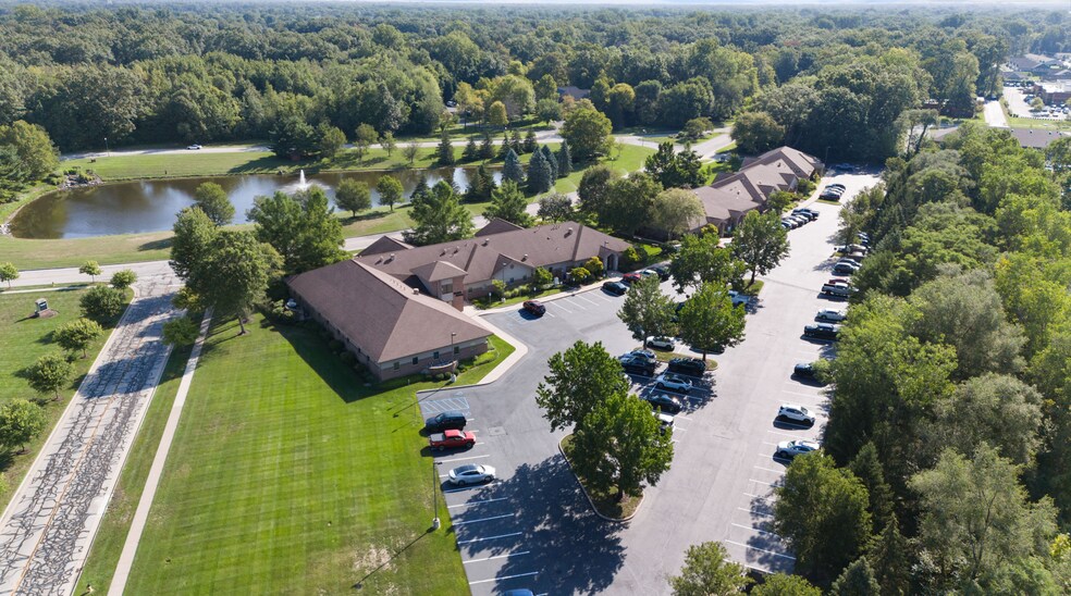 More Photos Of 7311 Crossleigh Ct, Toledo Office For Sale