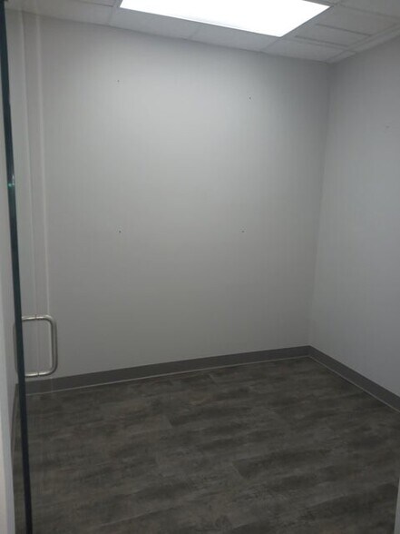 More Photos Of 930 Harper Blvd SW, Melbourne Medical For Lease