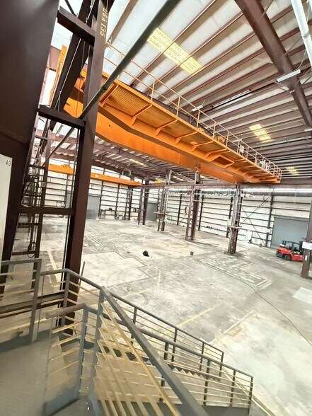 More Photos Of 9021 Ley Rd, Houston Warehouse For Lease