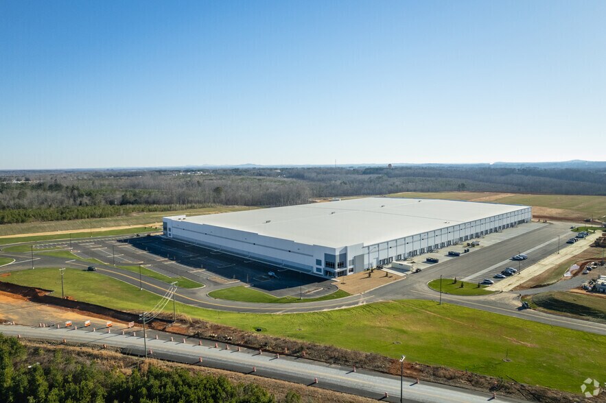 More Photos Of 121 Logistics Dr, Gaffney Unknown For Lease