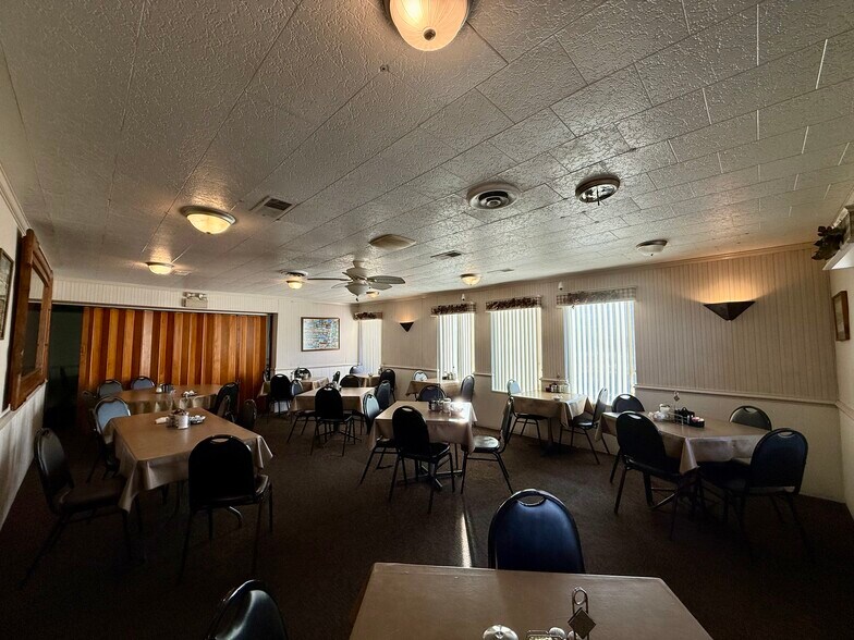 More Photos Of 101 W Boulevard, Williamston Restaurant For Sale