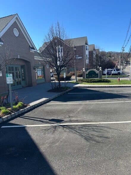 More Photos Of 301-305 Main St, Butler Storefront For Lease