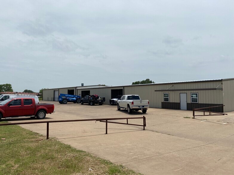 More Photos Of 3838 S Hwy 287, Waxahachie Auto Repair For Sale