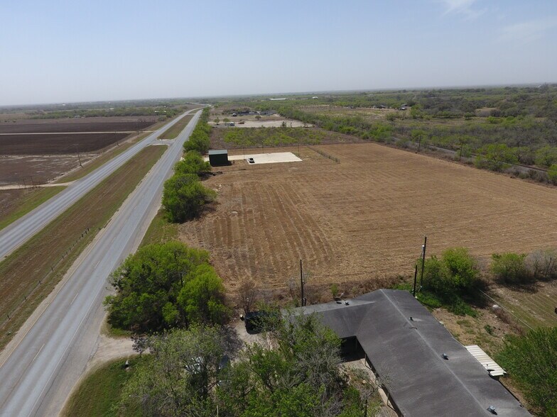 More Photos Of 6889 US-281, Pleasanton Land For Sale