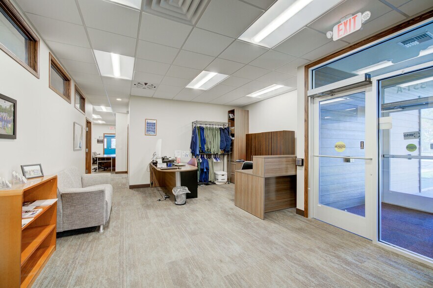 More Photos Of 351 Evergreen Dr, Bozeman Office For Sale