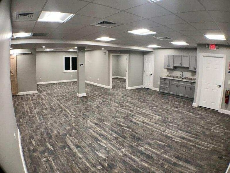 More Photos Of 190 Pulaski Ave, Sayreville Medical For Lease