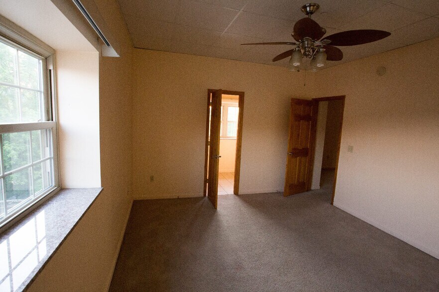 More Photos Of 1389 University Ave, Morgantown Apartments For Sale