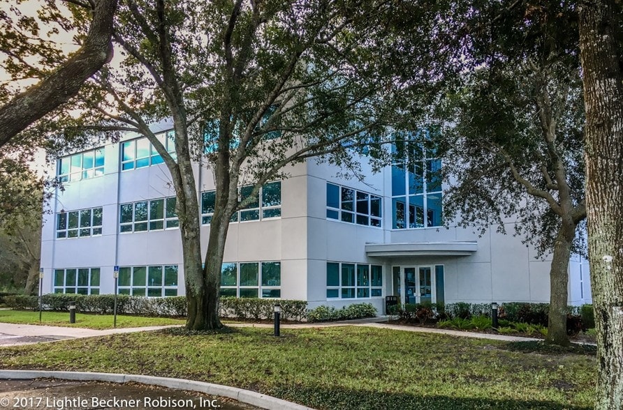 More Photos Of 1735 W Hibiscus Blvd, Melbourne Medical For Lease