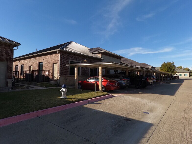 More Photos Of 6570 Naaman Forest Blvd, Garland Medical For Sale