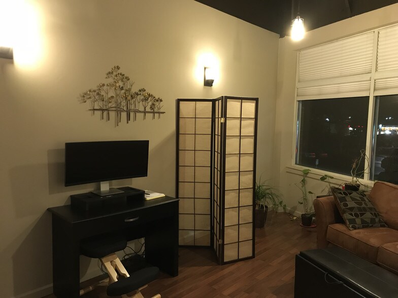 More Photos Of 125 E Main St, Monroe Storefront Retail Office For Sale