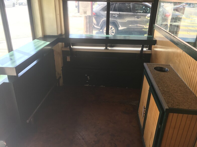 More Photos Of 798 S Van Ness Ave, San Francisco Storefront For Lease