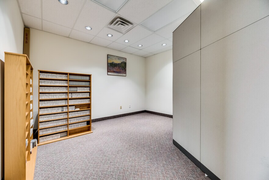 More Photos Of 5172 Village Creek Dr, Plano Medical For Sale