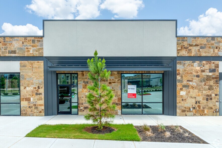 More Photos Of 6519 Skyline Dr, Fulshear General Retail For Sale