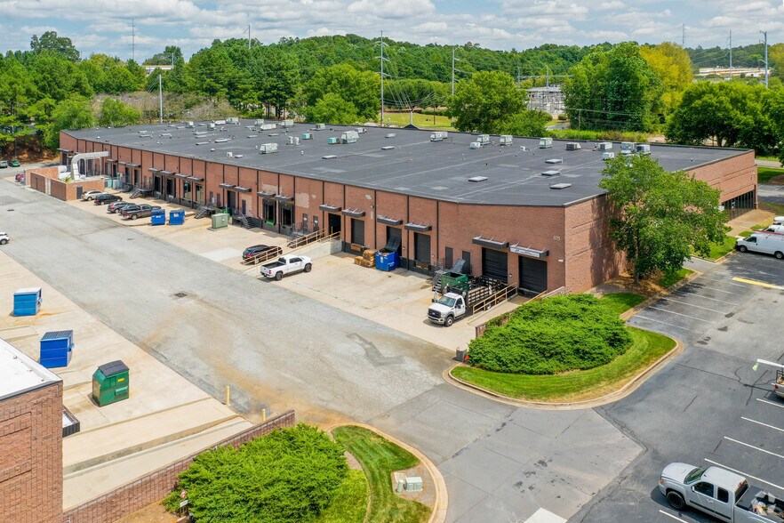 More Photos Of 1100 Northmeadow Pky, Roswell Unknown For Lease