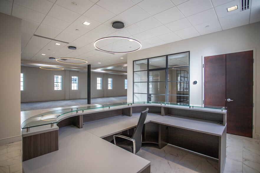 More Photos Of 15 W Church St, Orlando Office Residential For Lease