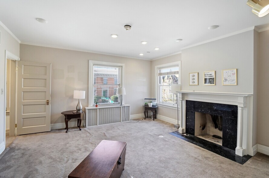 More Photos Of 2406 Auburn Ave, Cincinnati Office Residential For Sale