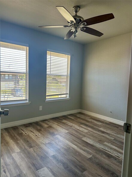 More Photos Of , Lake Jackson Multifamily For Sale