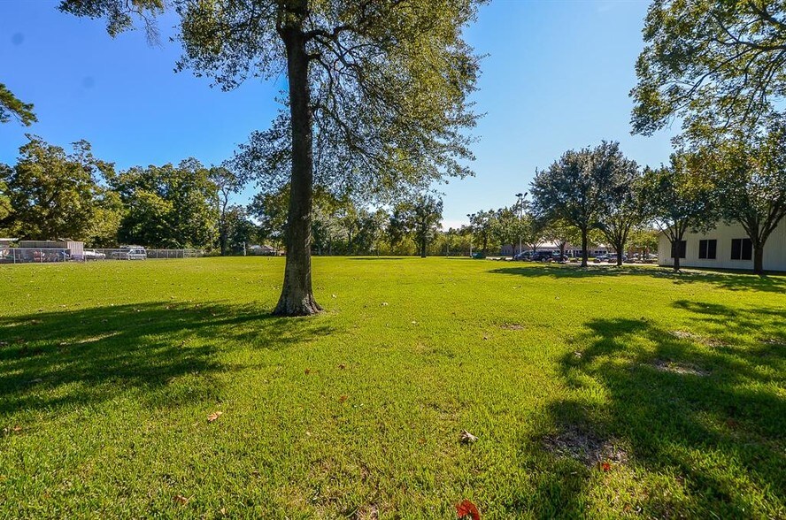 More Photos Of 6130 Wheatley St, Houston Land For Sale