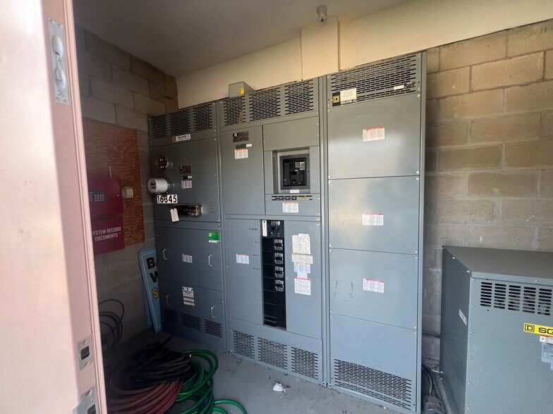 More Photos Of 16345 Foothill Blvd, Fontana Carwash For Sale