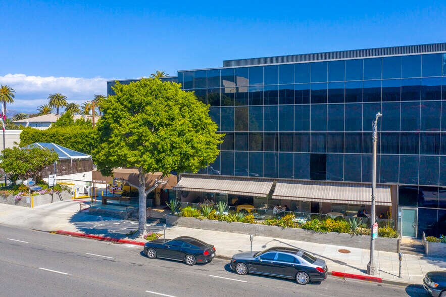 More Photos Of 50 N La Cienega Blvd, Beverly Hills Coworking Space