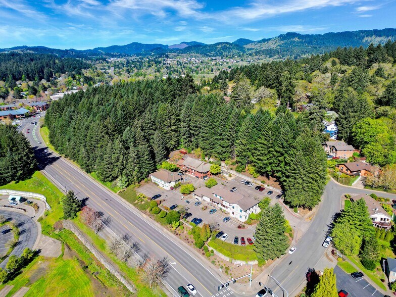 More Photos Of 2601-2605 NW Rolling Green Dr, Corvallis Office For Lease