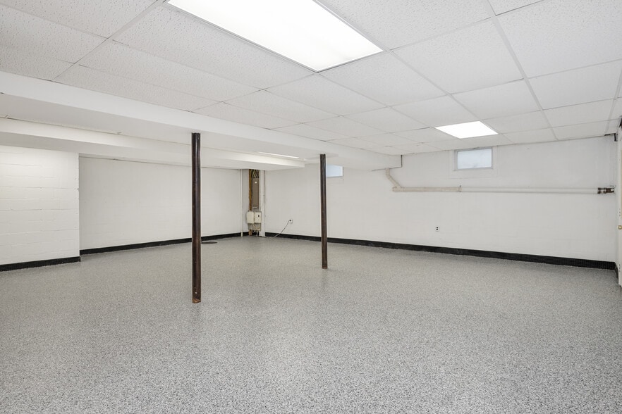 More Photos Of 2893 Jessup Rd, Jessup Office For Sale
