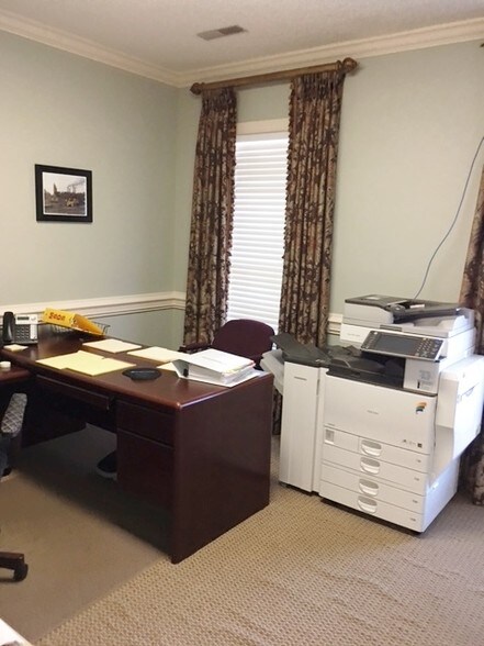 More Photos Of 6512 Six Forks Rd, Raleigh Medical For Sale