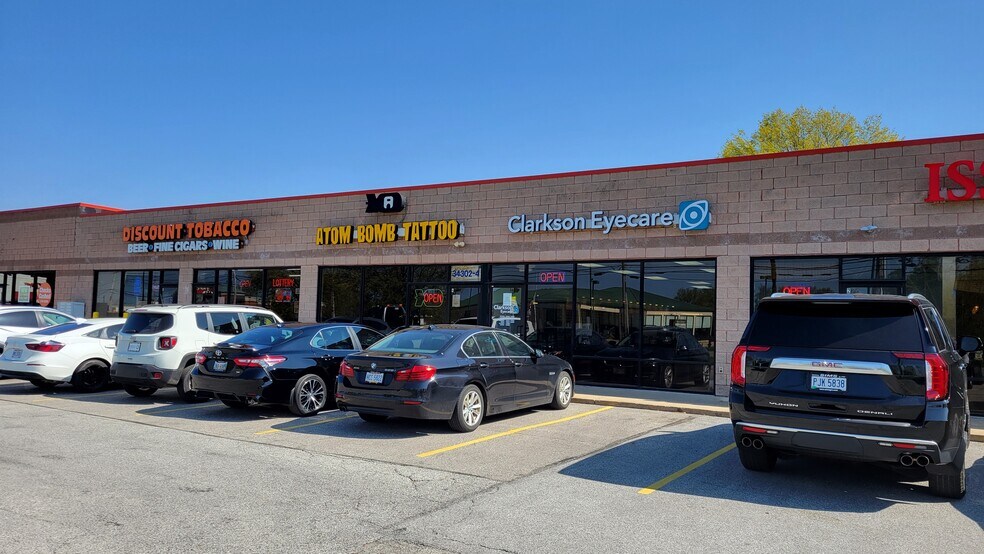 More Photos Of 34302 Euclid Ave, Willoughby General Retail For Lease